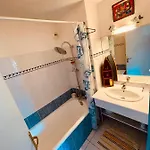 Spacieux Climatise Dernier Etage Ref Nautic 46 Apartmán